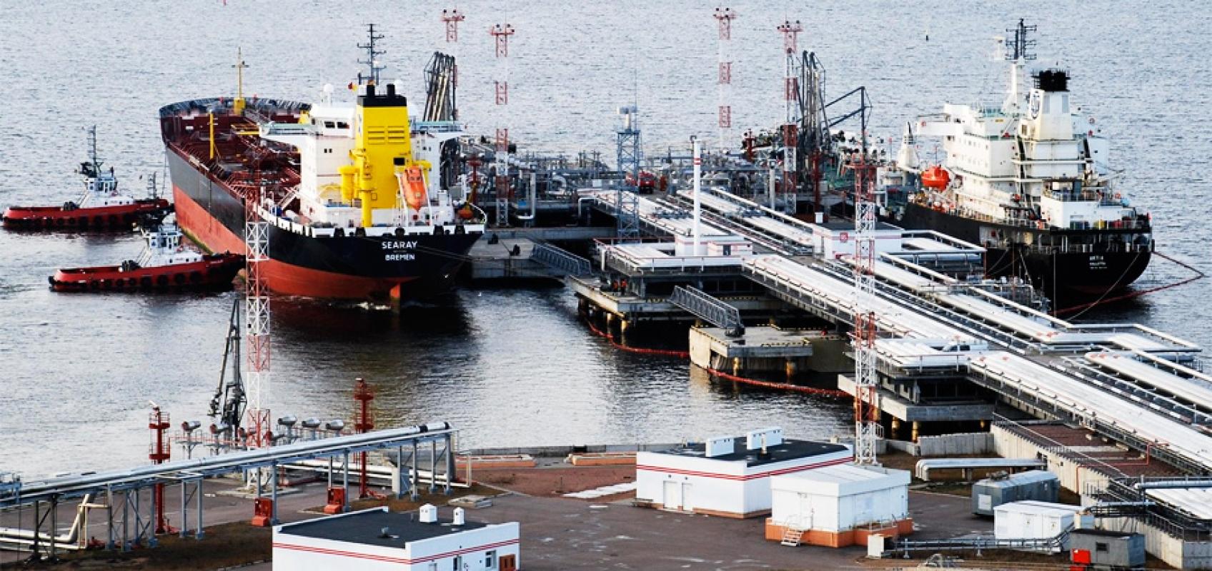 Rusijos nafta palieka Latvijos uostus