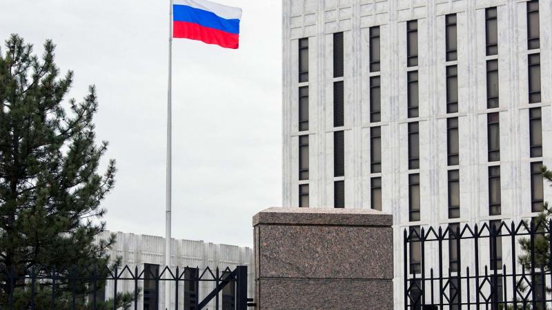 Rusijos ambasada: Maskva neketina 
