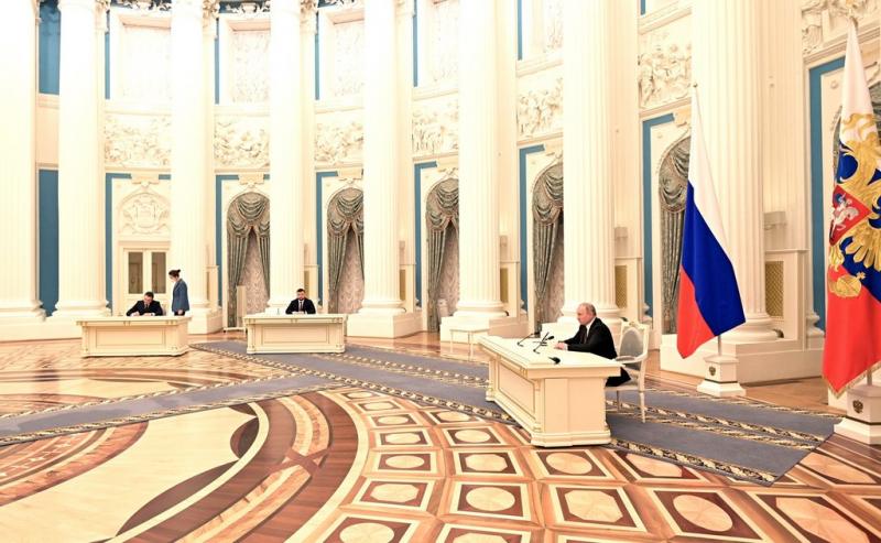 Rusija pripažino Donecko Liaudies Respubliką ir Lugansko Liaudies Respubliką