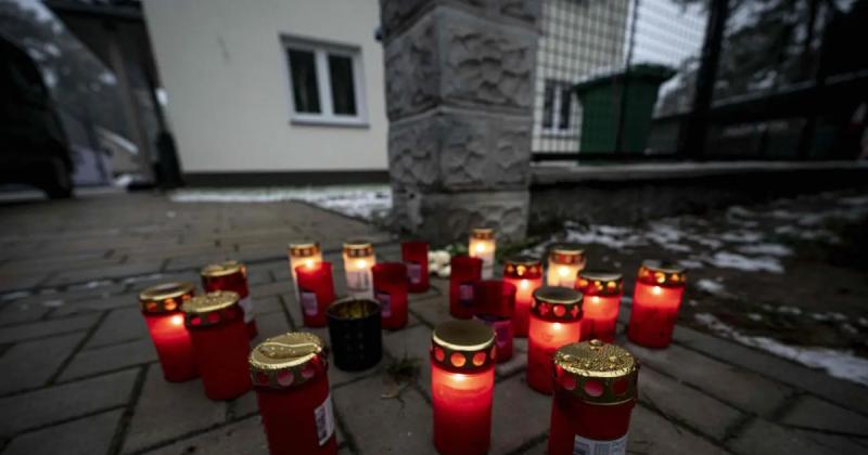 Laikas padaryti pauzę: Branderburgo gyventojas suklastojo skiepų pažymėjimą ir išžudė šeimą